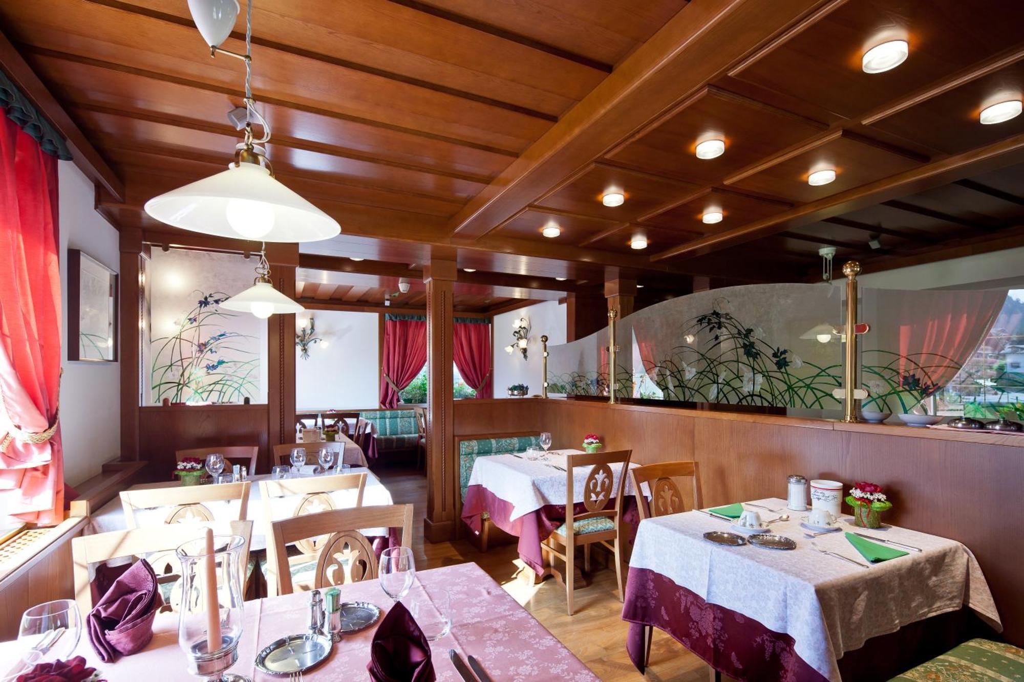 Hotel Haus Michaela Sappada Εξωτερικό φωτογραφία
