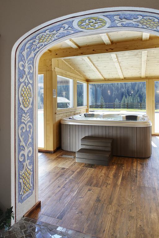 Hotel Haus Michaela Sappada Εξωτερικό φωτογραφία