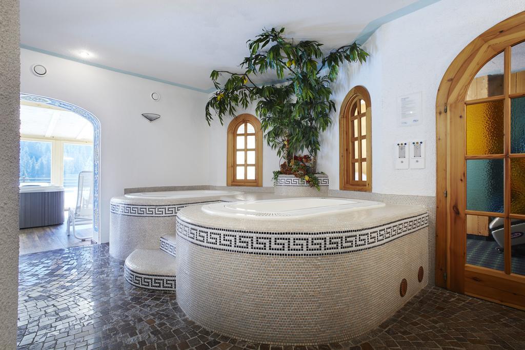 Hotel Haus Michaela Sappada Εξωτερικό φωτογραφία